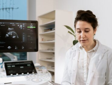 How to Become an OBGYN Nurse