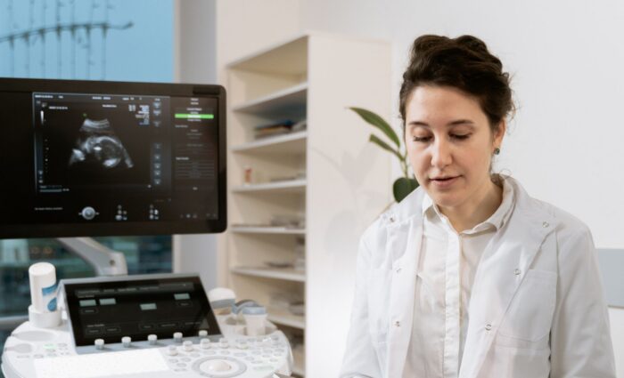 How to Become an OBGYN Nurse