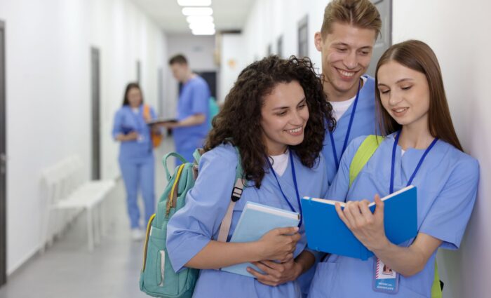 How to Become an OBGYN: A Guide to OBGYN Schooling