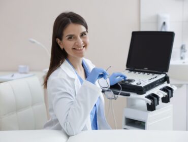 How to Become an OBGYN Sonographer
